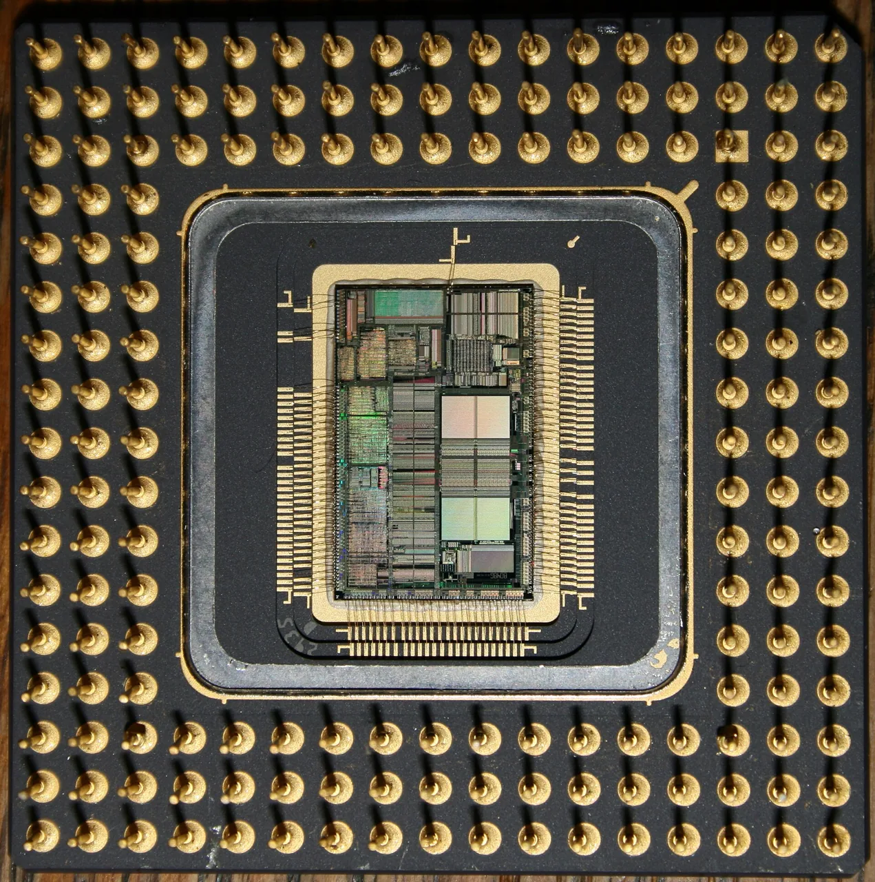 Intel 80486, archival photo