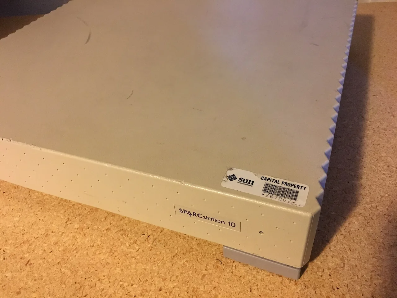 Sun sparcstation-10, archival photo